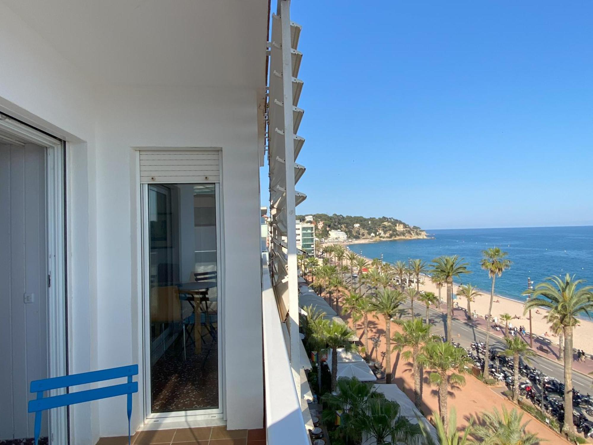 Mediterranean Apartment In Lloret De Mar Next To The Sea Exterior photo